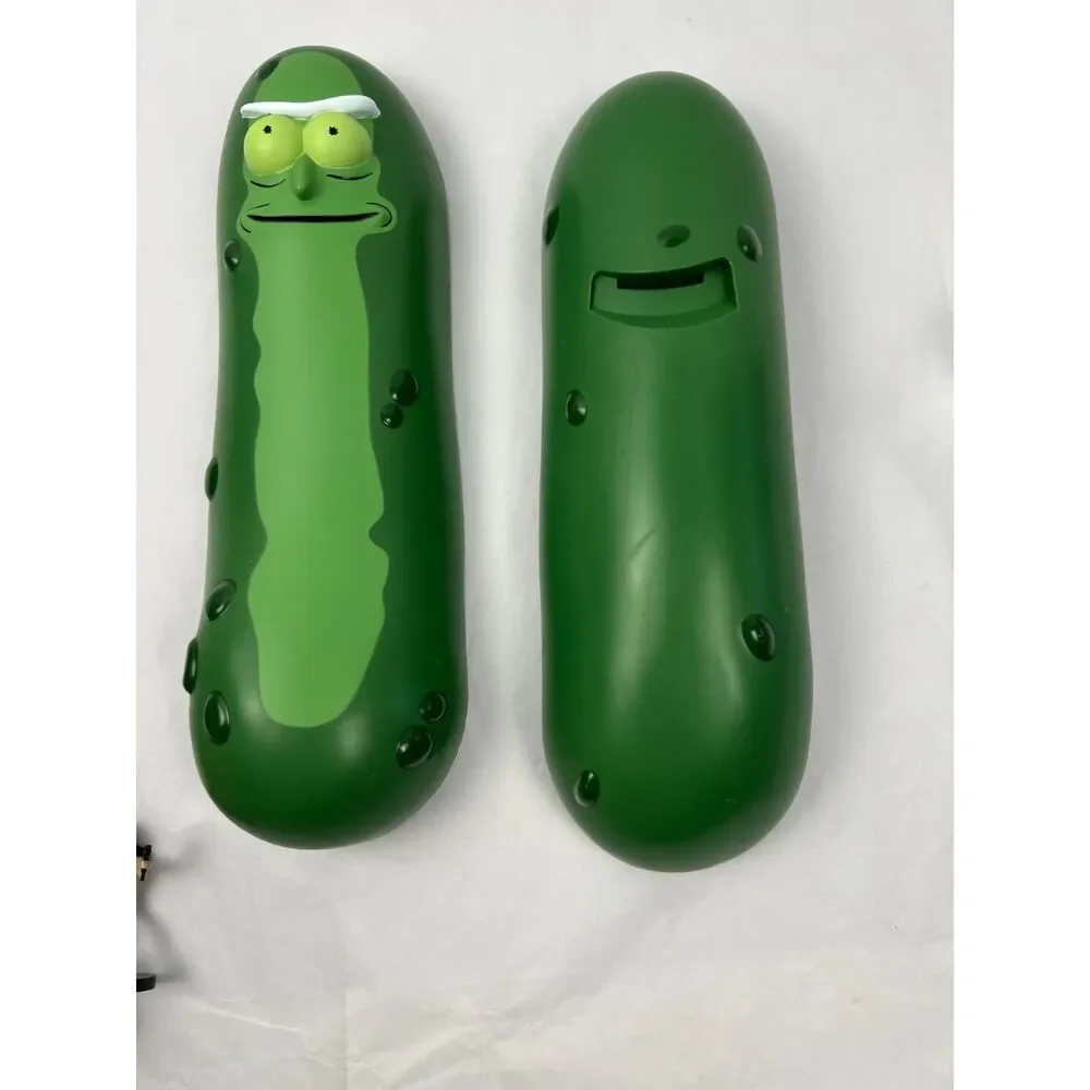 Rick and Morty: The Pickle Rick Game (2018) – Cryptozoic Board Game Pickle Box